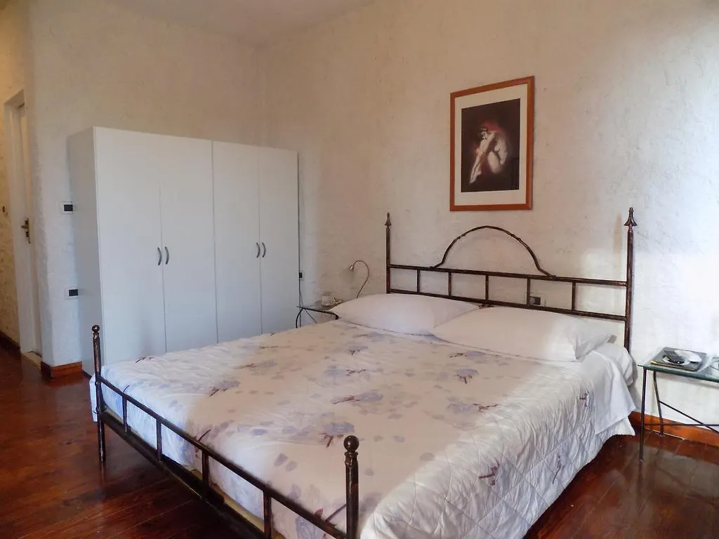 Rooms And Apartment Feral Rovinj Croatia